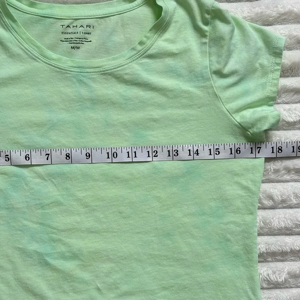 TAHARI Essentials Short Sleeve Top Lime Green T-Shirt Medium - Picture 5 of 6